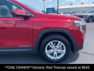 Used 2024 GMC Terrain SLE video 2