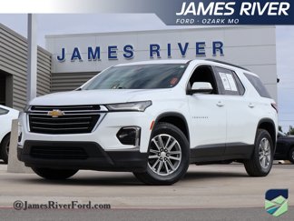 Used 2022 Chevrolet Traverse LT image 1