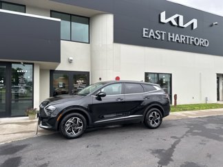 Used 2025 Kia Sportage LX image 1