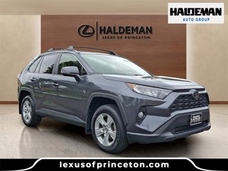 Used 2019 Toyota RAV4 XLE image 1