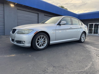 Used 2010 BMW 328i xDrive Sedan image 1