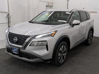 Used 2022 Nissan Rogue SV image 1