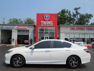 Used 2017 Honda Accord LX image 1