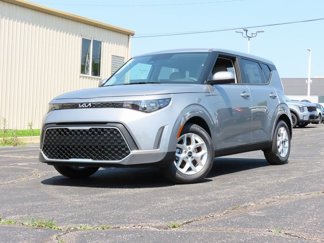 New 2025 Kia Soul LX image 1