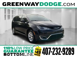 Used 2018 Chrysler Pacifica Touring-L Plus w/ Tire & Wheel Group image 1