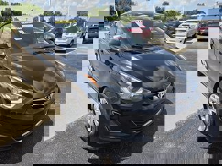 Used 2016 Hyundai Elantra SE image 1