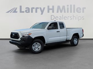 Used 2022 Toyota Tacoma SR image 1