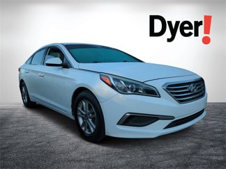 Used 2016 Hyundai Sonata SE image 1