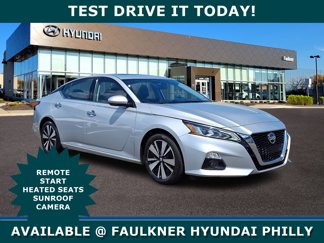 Used 2020 Nissan Altima 2.5 SV image 1