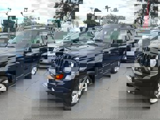 Used 2014 Jeep Patriot Latitude w/ Sun/Sound Group image 1