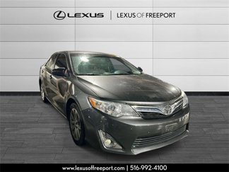 Used 2013 Toyota Camry SE image 1
