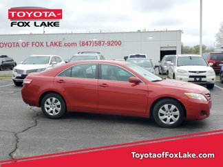 Used 2010 Toyota Camry LE image 1