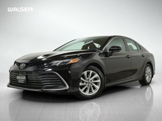 Used 2023 Toyota Camry LE image 1