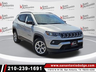 New 2025 Jeep Compass Latitude image 1