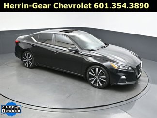 Used 2022 Nissan Altima 2.0 SR image 1