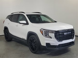 Used 2022 GMC Terrain SLE w/ Driver Convenience Package image 1