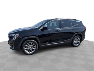 Used 2022 GMC Terrain SLT w/ Tech Package image 1