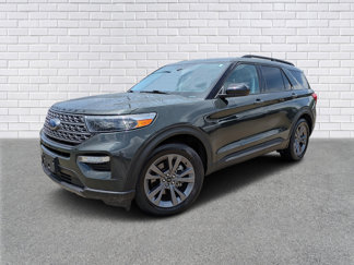 Used 2022 Ford Explorer XLT w/ Equipment Group 202A image 1