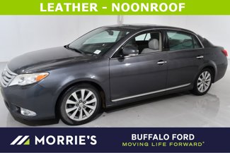 Used 2012 Toyota Avalon Limited image 1