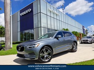 Used 2018 Volvo XC60 T5 Momentum w/ Vision Package image 1