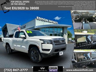 Used 2025 Nissan Frontier SV image 1
