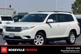 Used 2013 Toyota Highlander FWD image 1