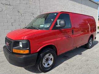 Used 2010 GMC Savana 2500 image 1