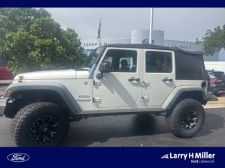 Used 2010 Jeep Wrangler Unlimited Sport image 1