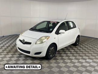 Used 2010 Toyota Yaris 4-Door Hatchback image 1