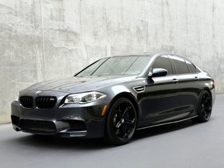 Used 2015 BMW M5 image 1