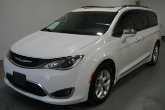 Used 2020 Chrysler Pacifica Limited image 1