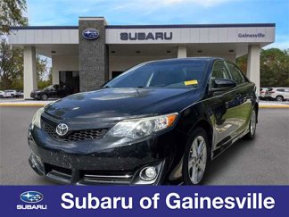 Used 2013 Toyota Camry SE image 1