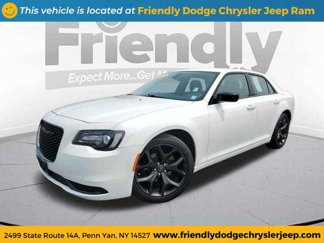 Used 2020 Chrysler 300 Touring w/ Sport Appearance Package image 1