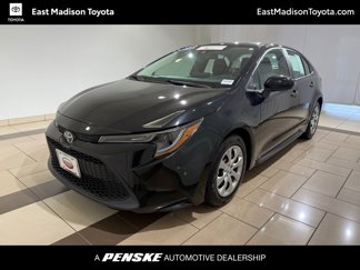 Certified 2021 Toyota Corolla LE image 1