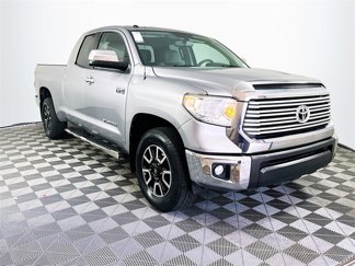 Used 2017 Toyota Tundra Limited image 1