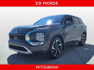 New 2025 Mitsubishi Outlander SE image 1