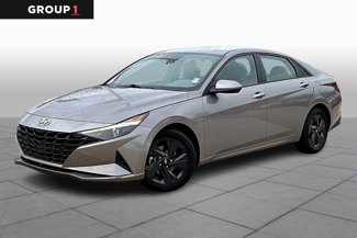 Used 2021 Hyundai Elantra SEL image 1