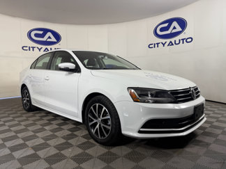Used 2017 Volkswagen Jetta SE image 1