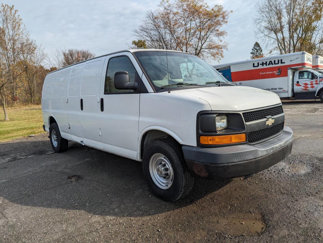 Used 2007 Chevrolet Express 2500 Extended image 1