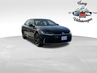 New 2025 Volkswagen Jetta SE image 1