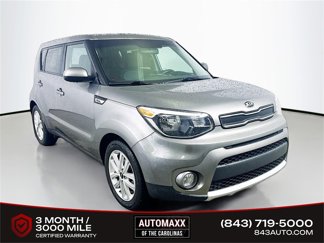 Used 2017 Kia Soul + image 1