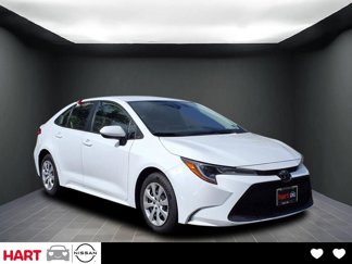 Used 2022 Toyota Corolla LE image 1