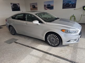 Used 2017 Ford Fusion SE w/ Fusion SE Technology Package image 1