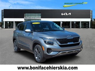 Certified 2023 Kia Seltos LX image 1