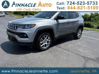 Used 2022 Jeep Compass Latitude w/ Sun and Sound Group image 1