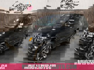 Used 2022 Jeep Grand Cherokee Limited image 1