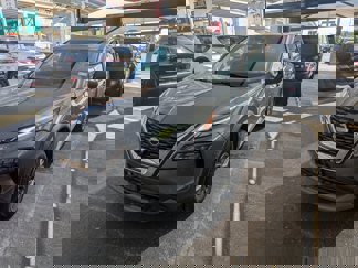 Used 2023 Nissan Rogue S image 1