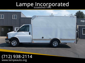 Used 2017 Chevrolet Express 3500 image 1