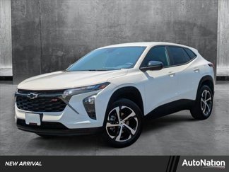 Used 2024 Chevrolet Trax RS image 1