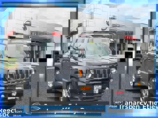 Used 2023 Jeep Renegade Latitude w/ Sun/Sound Group image 1